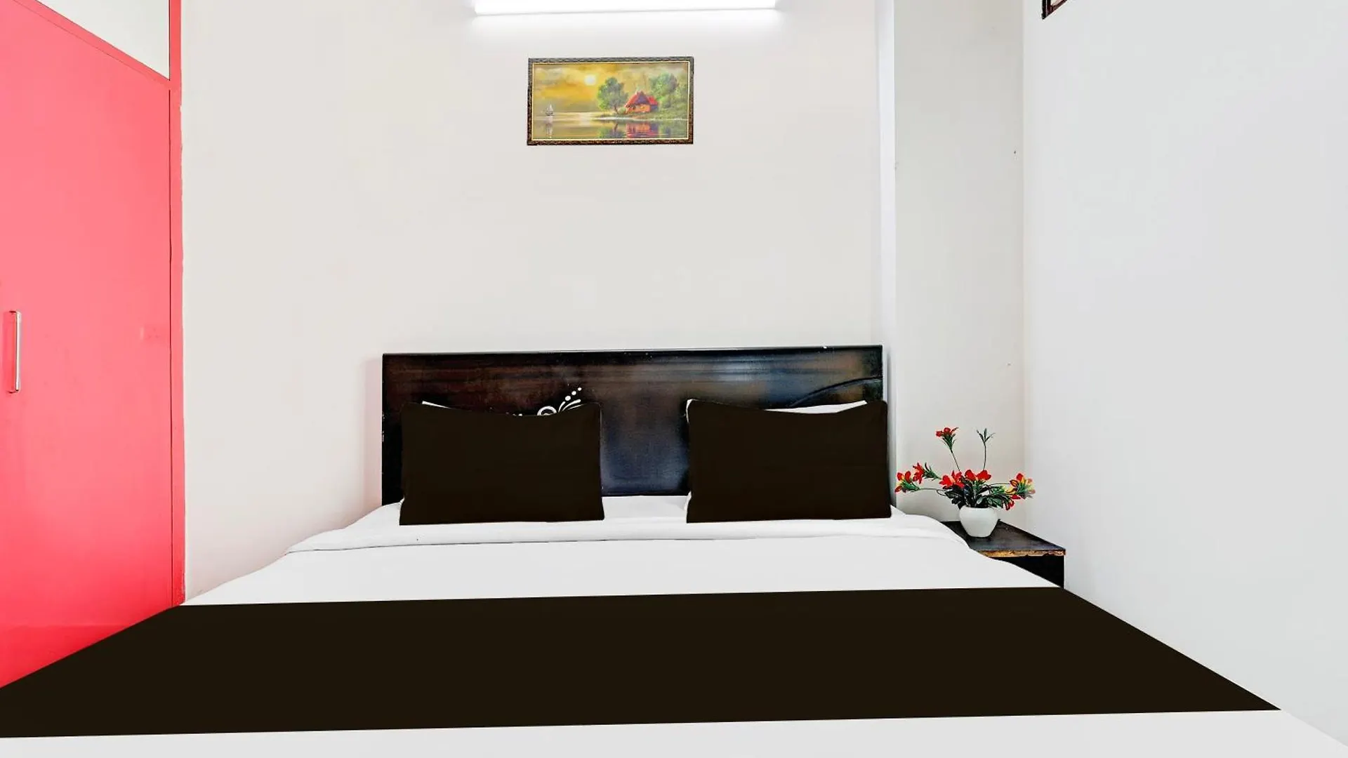 ***  Spot On Tha Chill Hotel Delhi  India